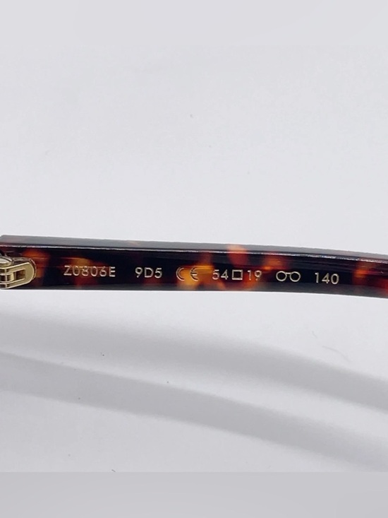 Auth Louis Vuitton tortoiseshell
Z0806E 54•19 Ava Sunglasses main image 4